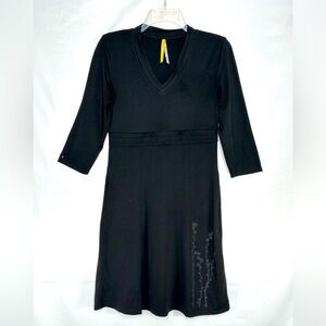 Lole Black V-neck Dress 3/4‎ Sleeve Athleisure EcoFriendly Wicking Commute Sz S